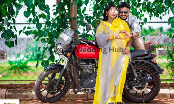 CLICK CLICK PHOTOGRAPHY STUDIO